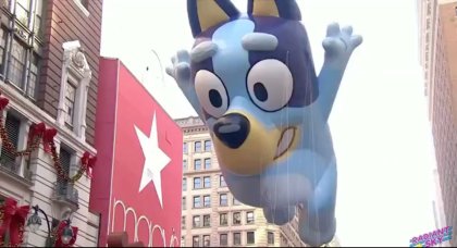 bluey-macys-balloon.jpg